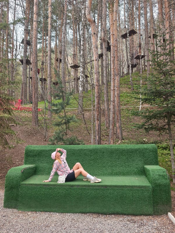 Woman documents morning visit to Almaty park attractions