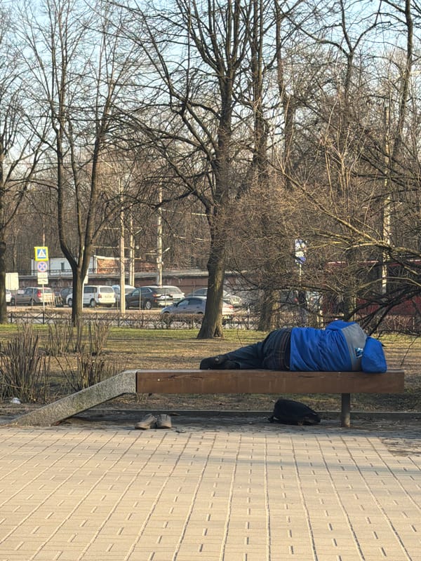 Everyday moments documented across Saint Petersburg in seven minutes