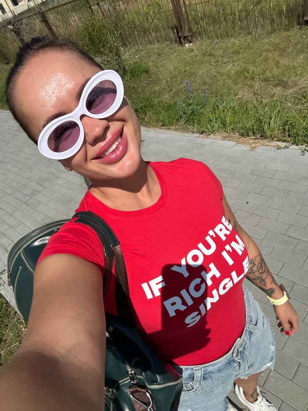 Summer day in Yuzhnouralsk: outdoor selfies and breakfast bowls
