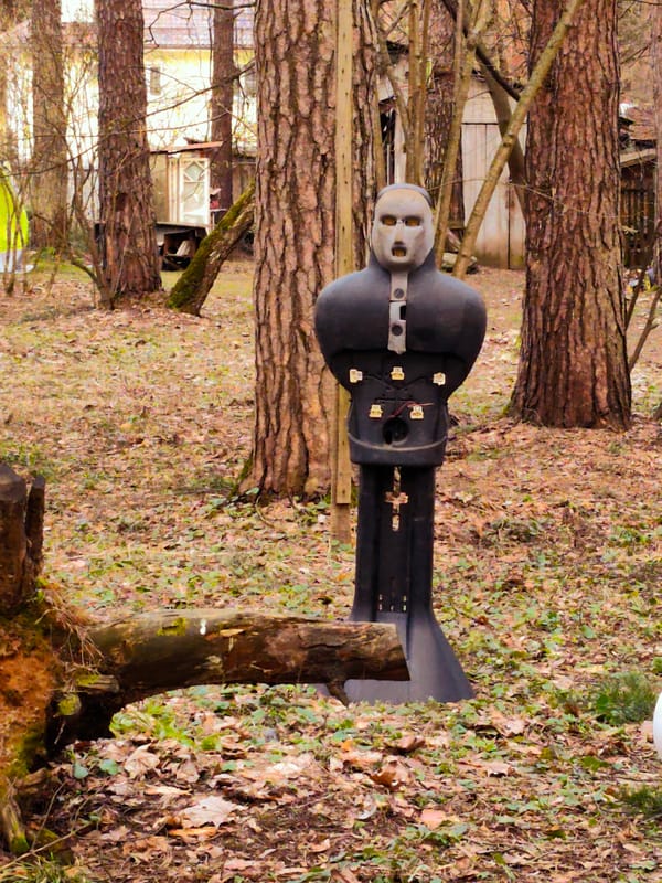 Spring scenes and unusual objects documented in Kratovo, Russia