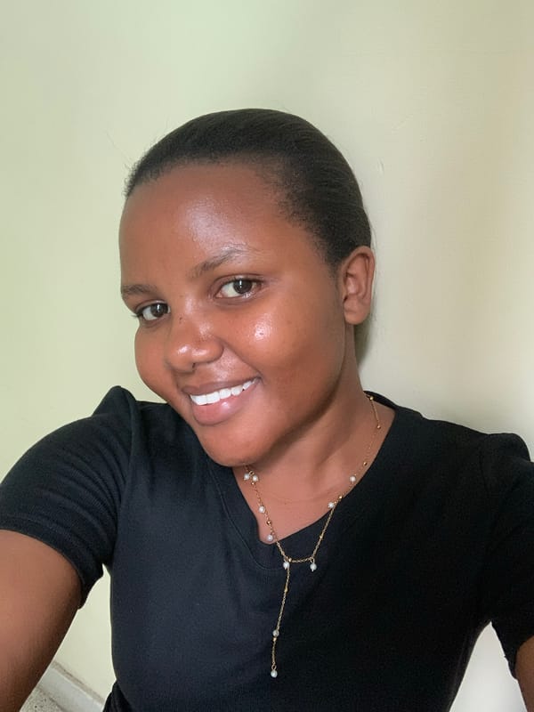 Woman takes extended selfie session in Dar es Salaam