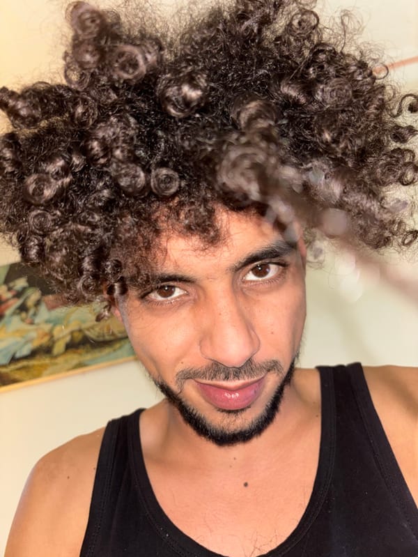 Evening smoking session documented across three hours in Tangier