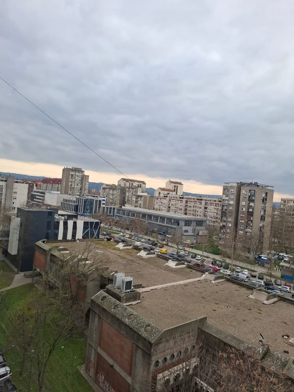 Overcast skies blanket Novi Sad urban landscape