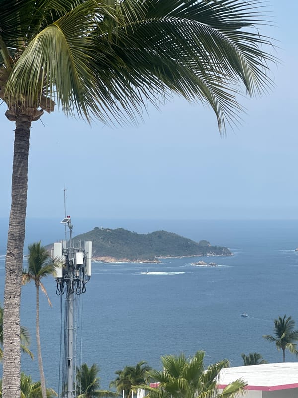 Witness documents scenic coastal views in Acapulco, Mexico
