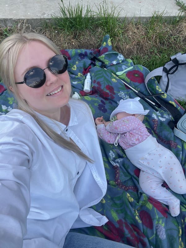 Family picnic and fishing outing documented in Malyi Bukor