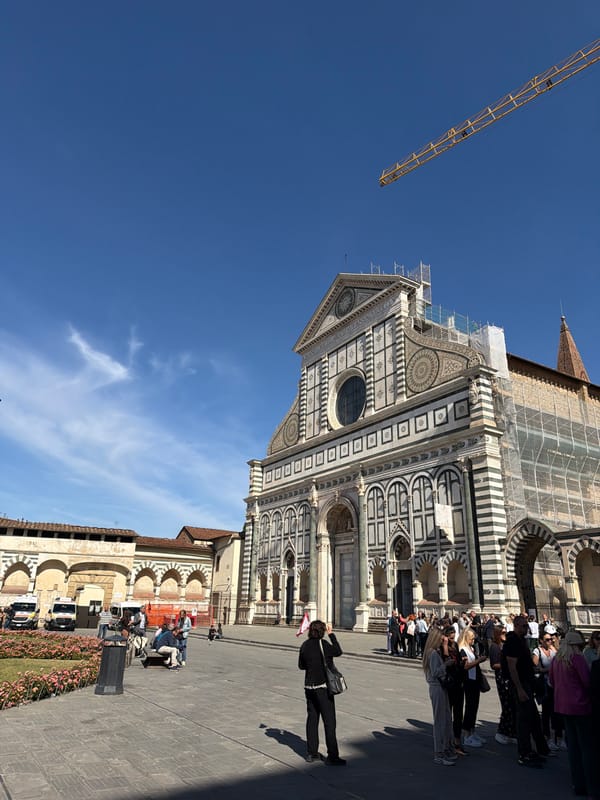 Morning scenes documented across central Florence include landmarks, vendors, emergency vehicles
