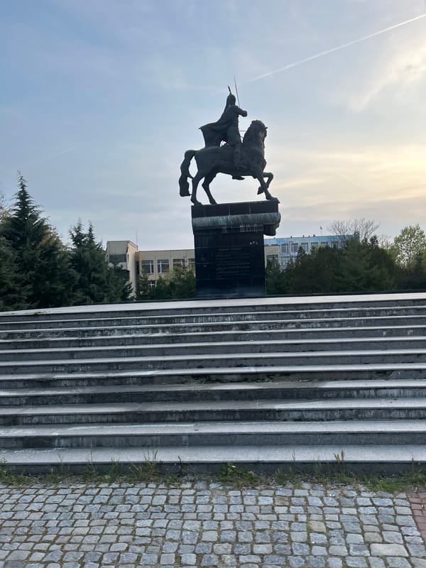 Witness captures Alyosha soldier monument in Plovdiv, Bulgaria