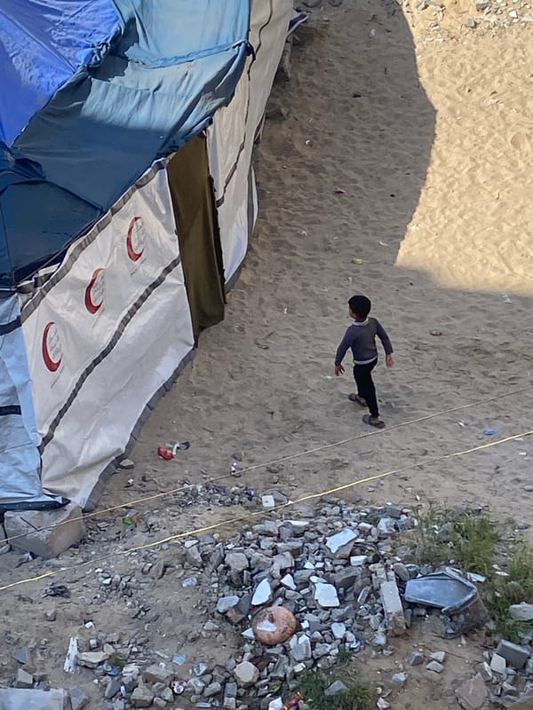 Daily life continues amid destruction in Khan Yunis refugee camps