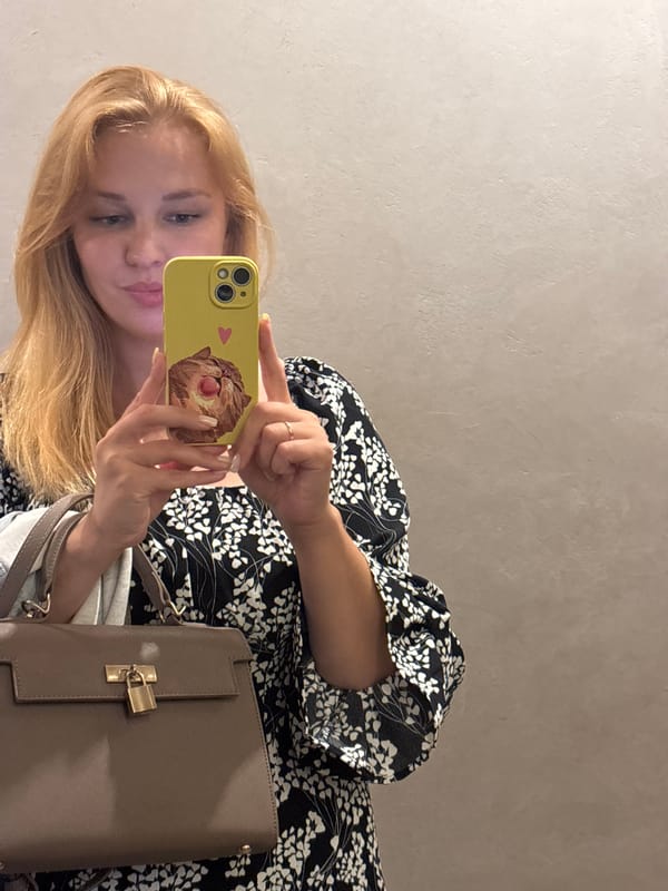 Selfies and a sunset in Rusanovo on a July evening