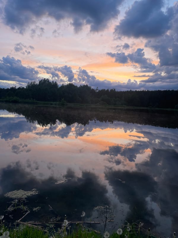 Sunset reflections captured at Балдейка lakeside park