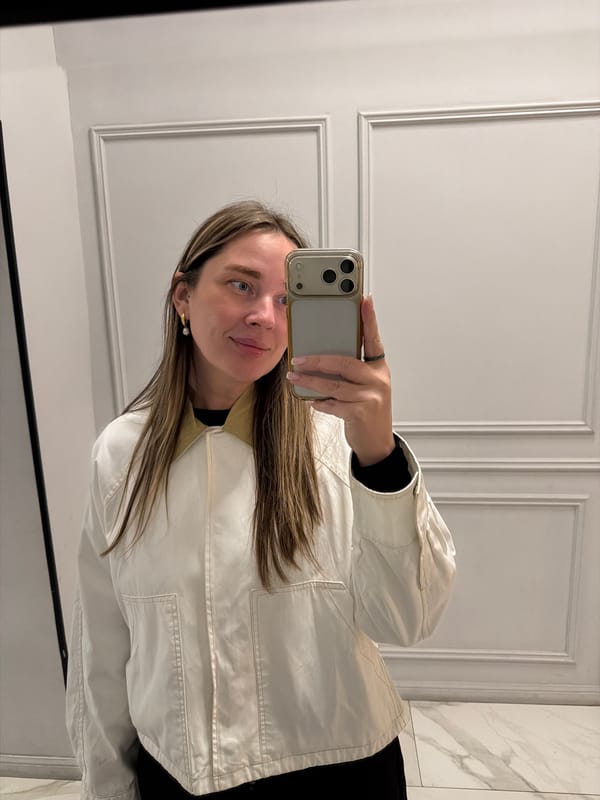 Woman documents selfie session across multiple Moscow locations