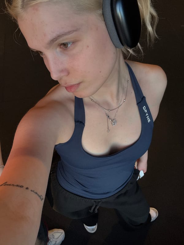 Gym workout session documented in Mechelen, Belgium