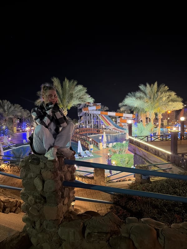 Tourists capture evening moments at Sharm El Sheikh resort
