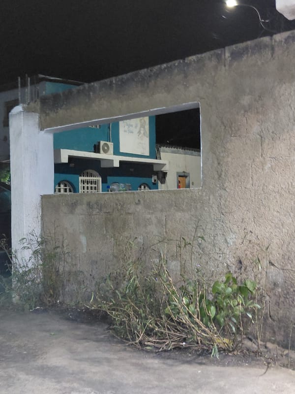 Early morning life documented in Santa Ana, Venezuela