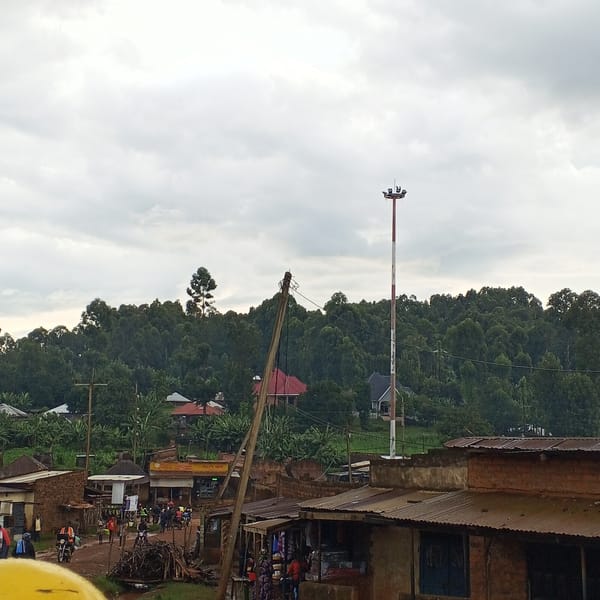 Chainsaw operator cuts logs in Borabu Chitago ward