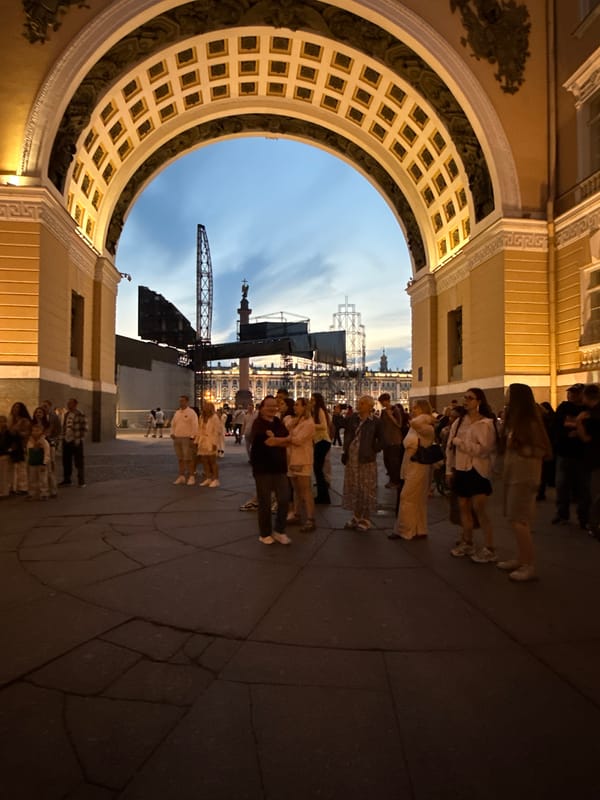 Street musicians and dusk scenes across central Saint Petersburg
