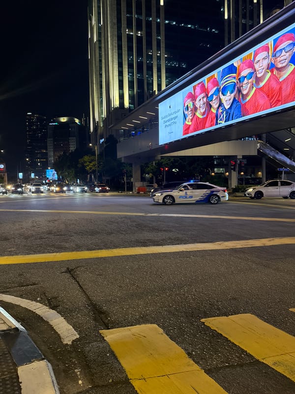Routine nighttime activity documented across Kuala Lumpur city center