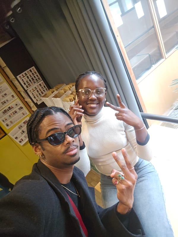 Paris witnesses capture selfie and cafeteria lunch scenes