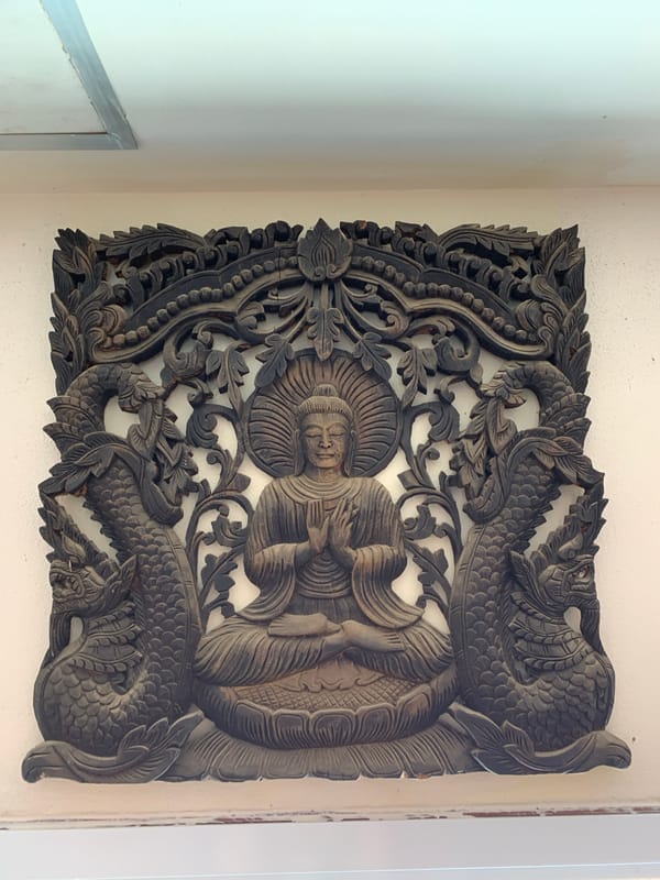 Traditional art and flowering plants observed in Baan Tai