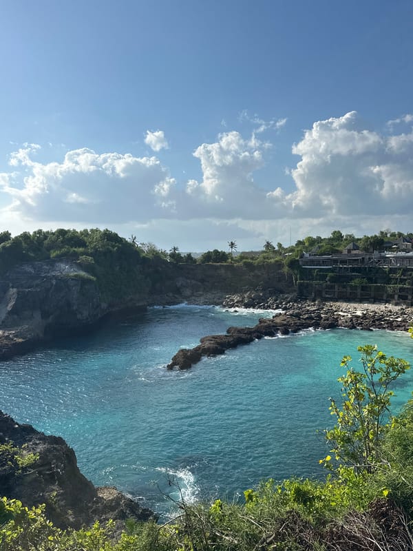 Coffee and cliffs: a Nusa Penida coastal morning