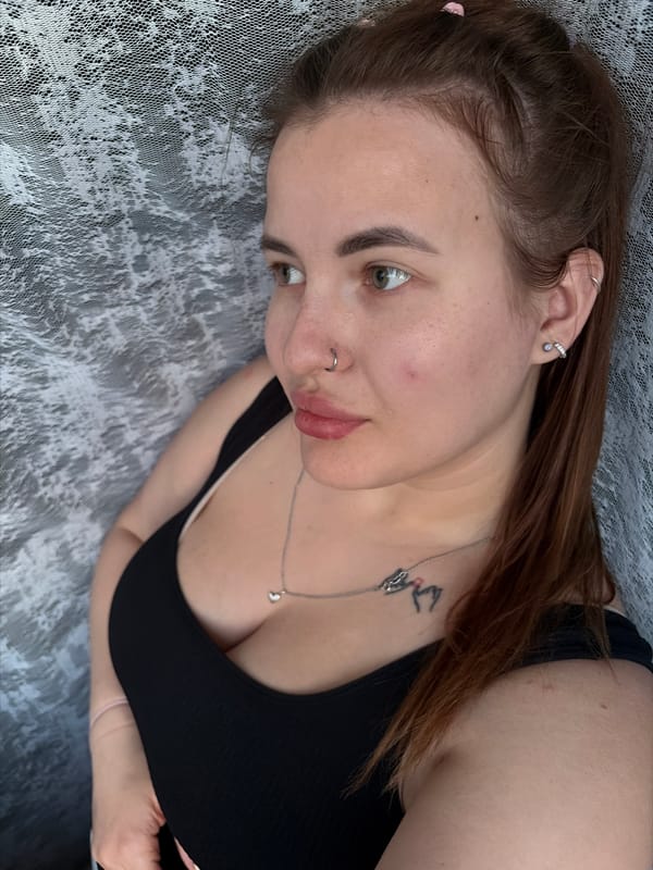 Portrait and flower photography captured in brief afternoon sequence