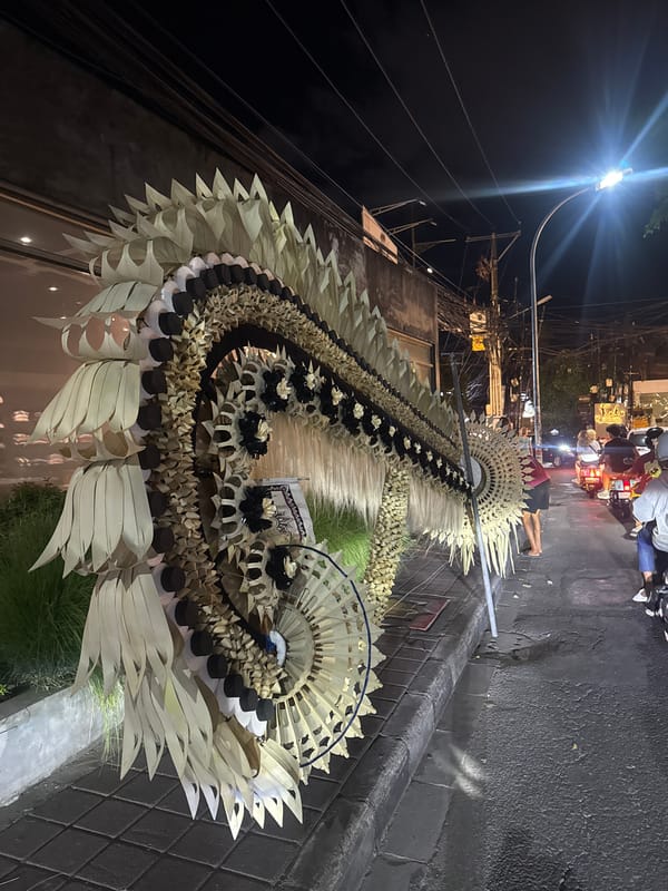 Evening entertainment crawl through Kuta's bars and music venues