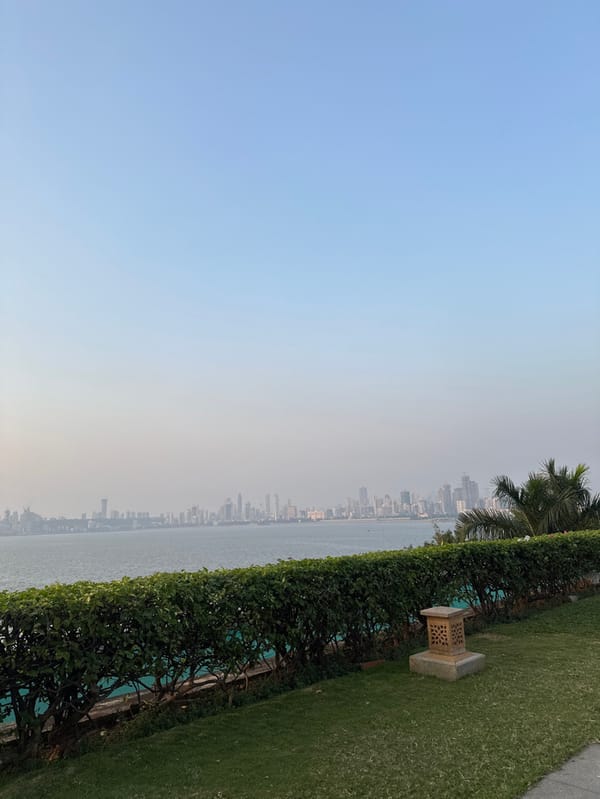 Mumbai waterfront leisure scenes captured at Nariman Point