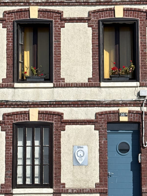 Afternoon life documented in French coastal town Fécamp