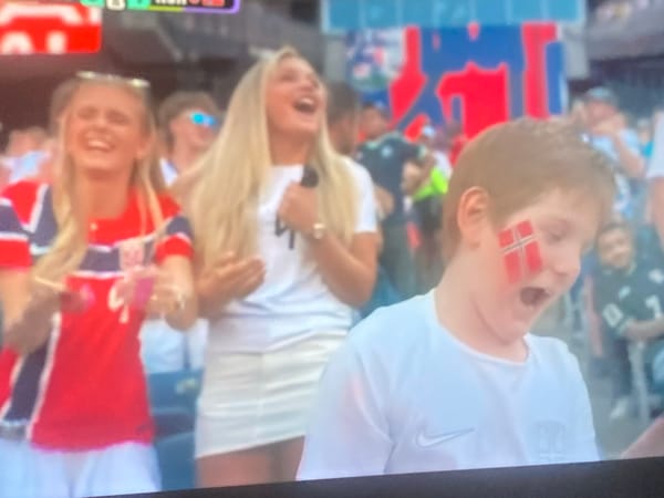 Iraq vs. Norway at Abuja, fans and field action