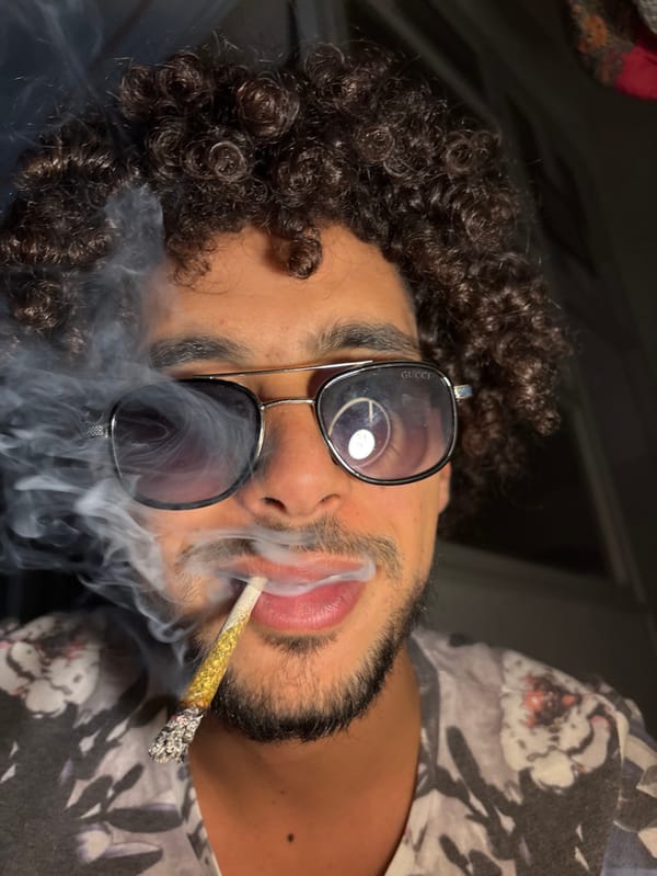 Tangier resident's casual afternoon documented in 30 moments