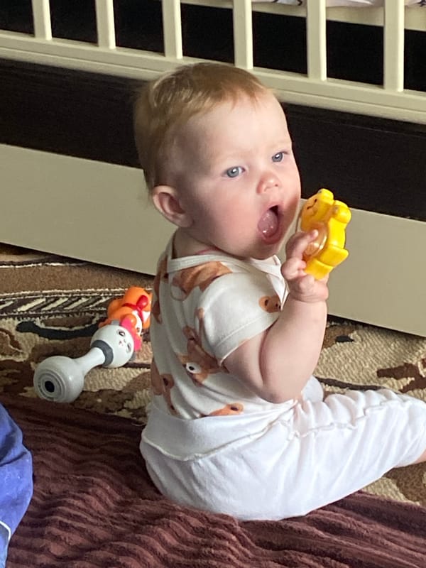 Baby's morning activities documented across 8 minutes in Russian home