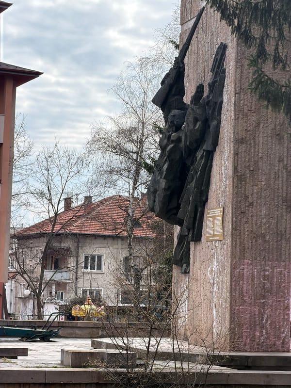 Morning observations of public art and coffee in Velingrad