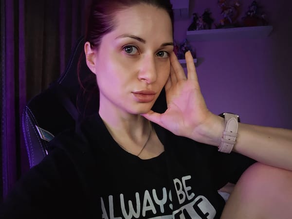 Evening moments captured in Burgas: selfie, gaming, cats