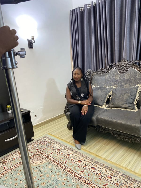 Photo session captures portraits in Jos, Nigeria living room
