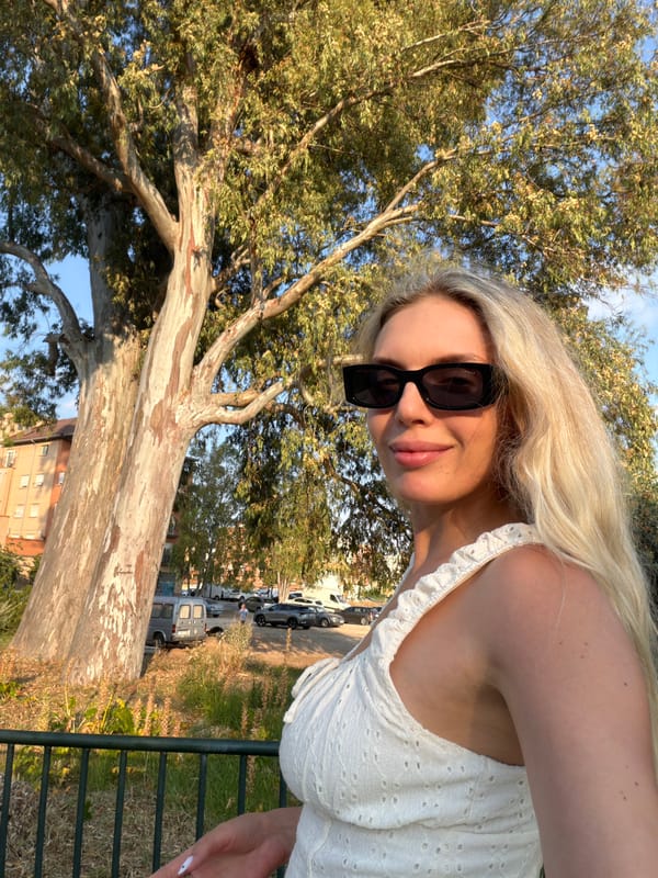 Summer afternoon selfies and street scenes in Benimàmet-beniferri
