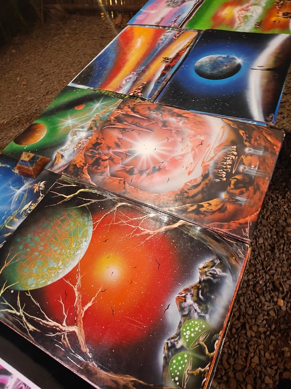 Arts crafts gathering with music performance in Arambol India