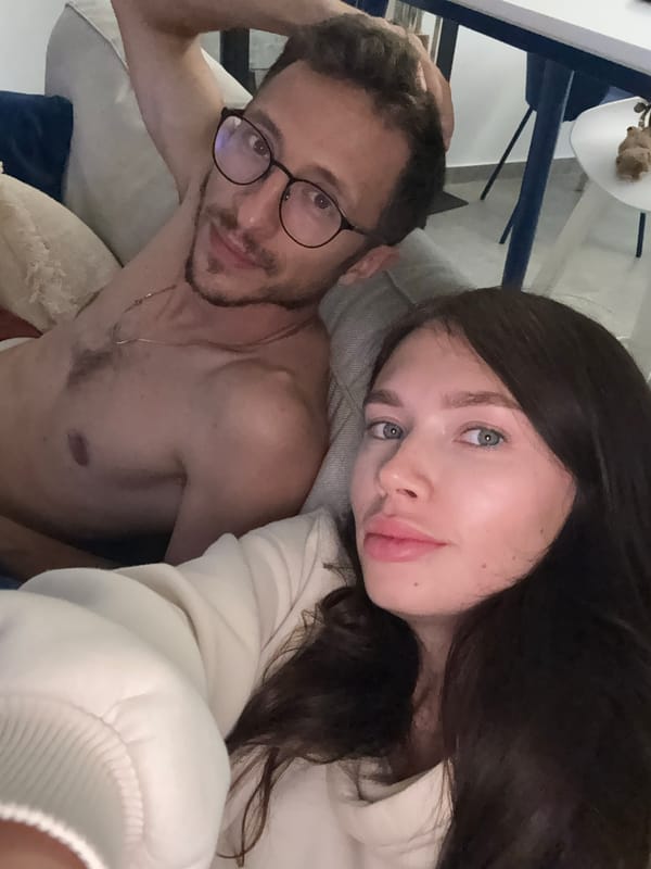 Couple takes casual selfie in Livadia Larnakas