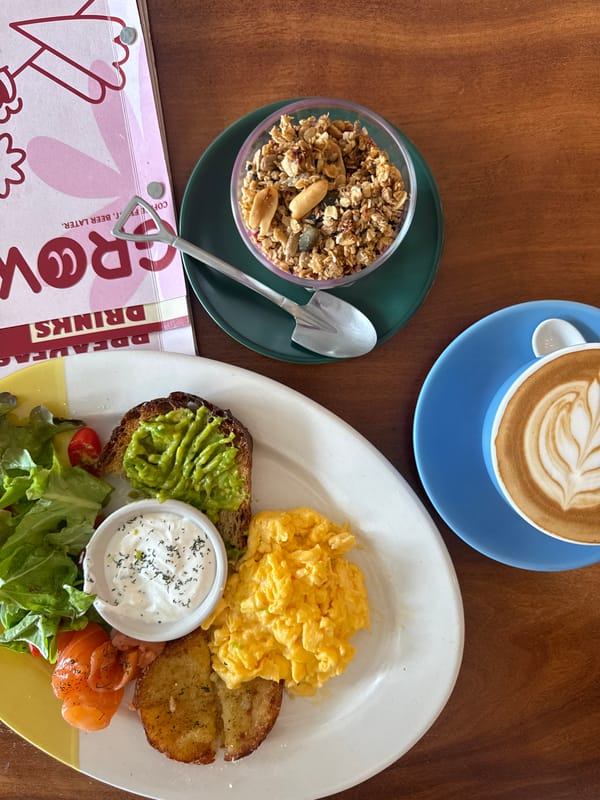 Breakfast, nail appointments, and errands on a Ko Samui morning