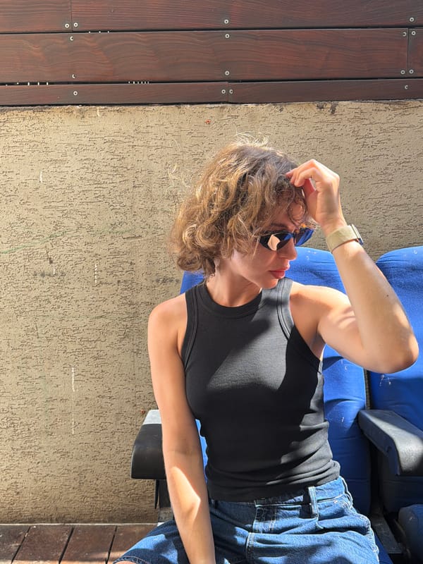 Sunny afternoon on a Tel Aviv residential street