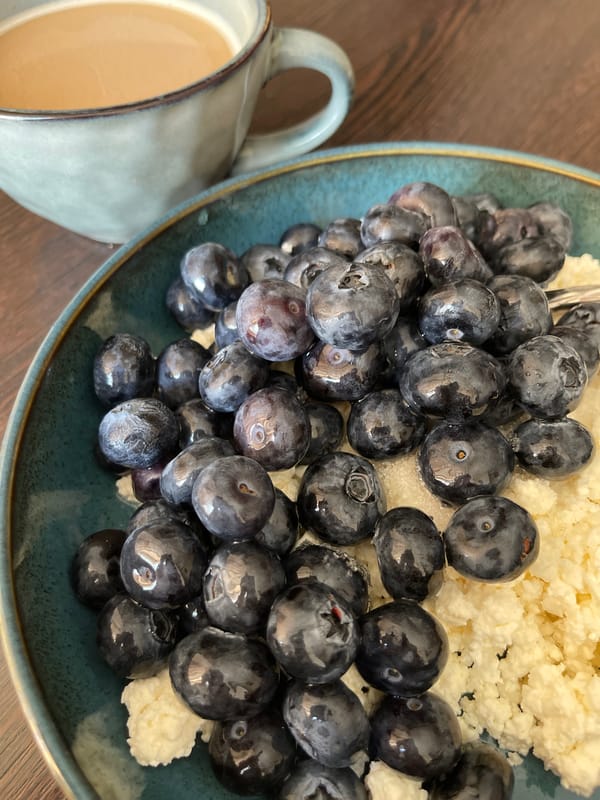 Morning breakfast and kitten moments in Russian apartment complex