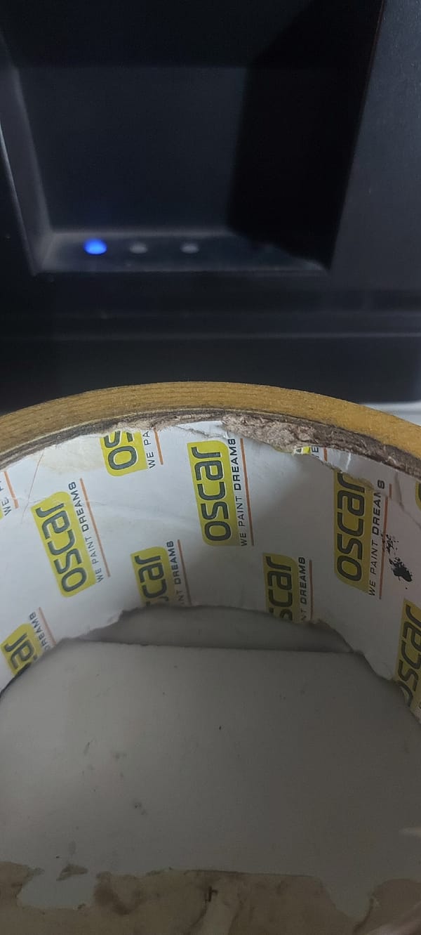 Individual documents everyday objects and scenes in Tashkent