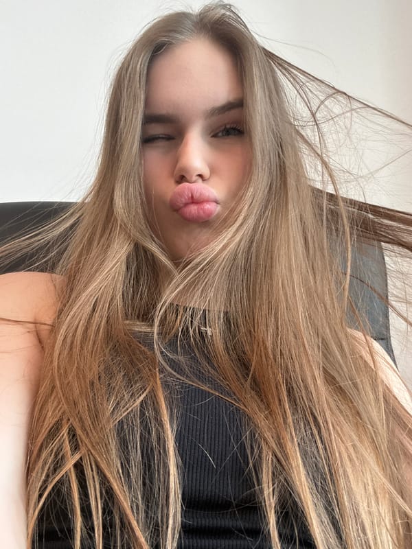 Casual selfie session at home in Dnipro