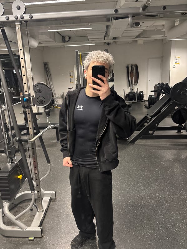 Man Takes Selfie at Lappeenranta Gym