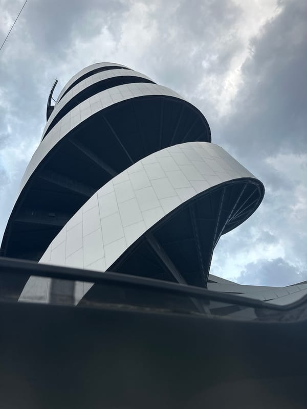 Modern spiral building documented in Tlaxcalancingo, Mexico