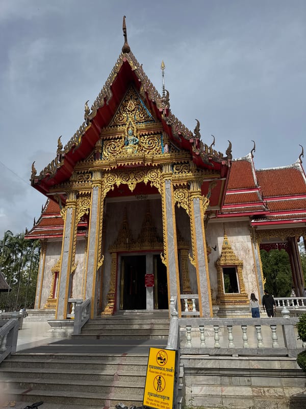 Morning tour of Wat Chalong's architecture and temple details