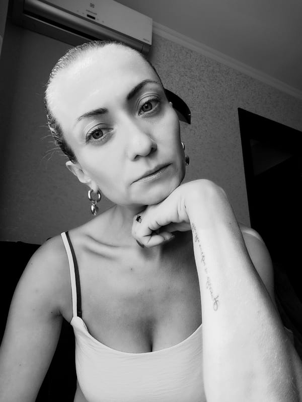 Indoor selfie series in Moscow, multiple angles, same subject