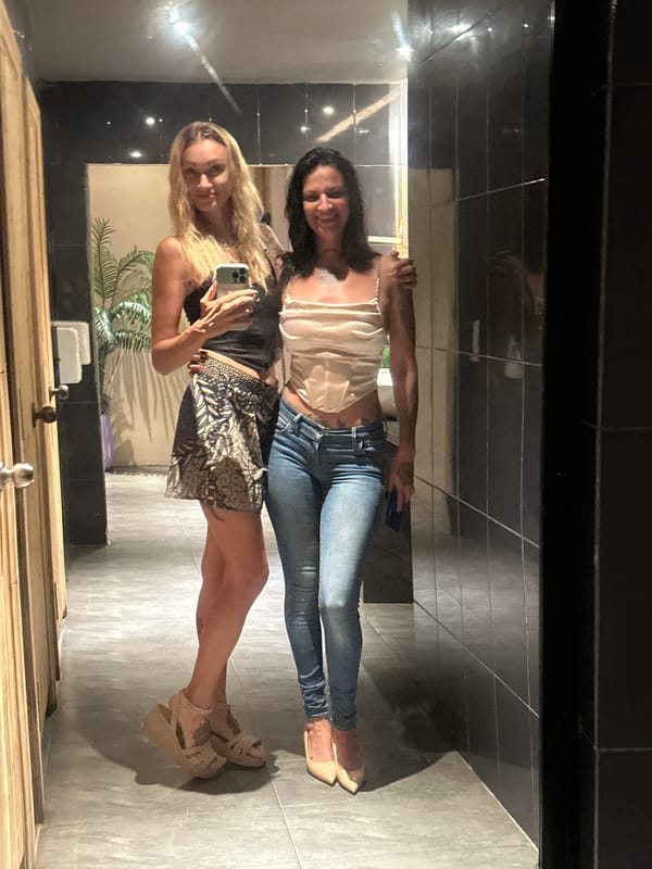 Casual selfies and street moments captured in Vietnam