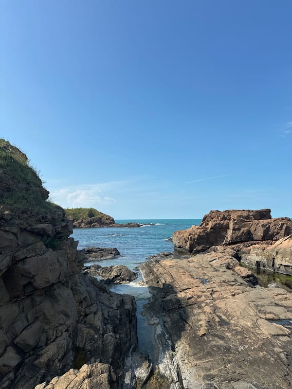Witness documents scenic Ahtopol coastline and lighthouse views