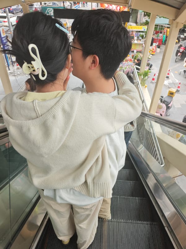 Morning life unfolds in Chongqing High-tech Zone