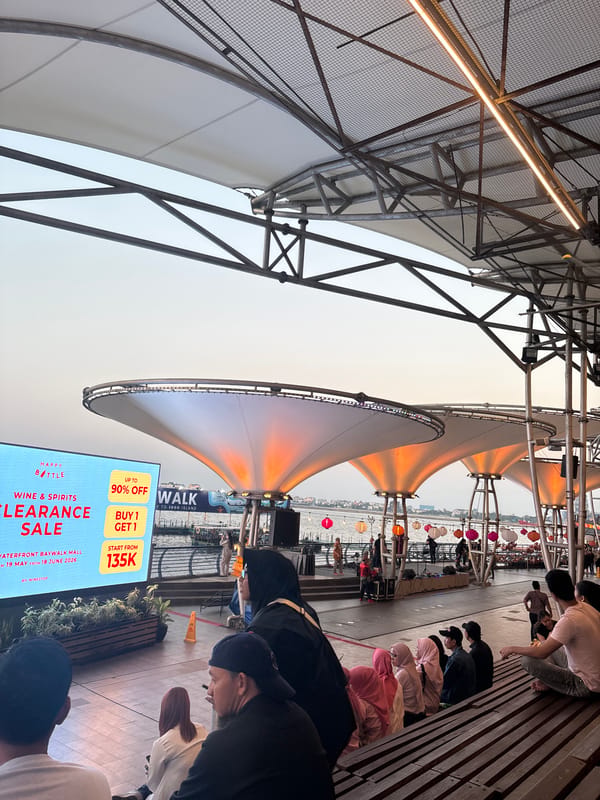 Evening waterfront scenes documented at Jakarta's Baywalk Mall promenade